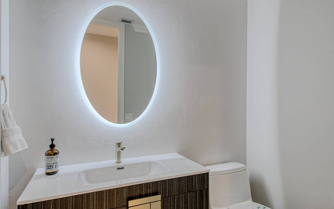 Photo of Bathroom in Highland Beach