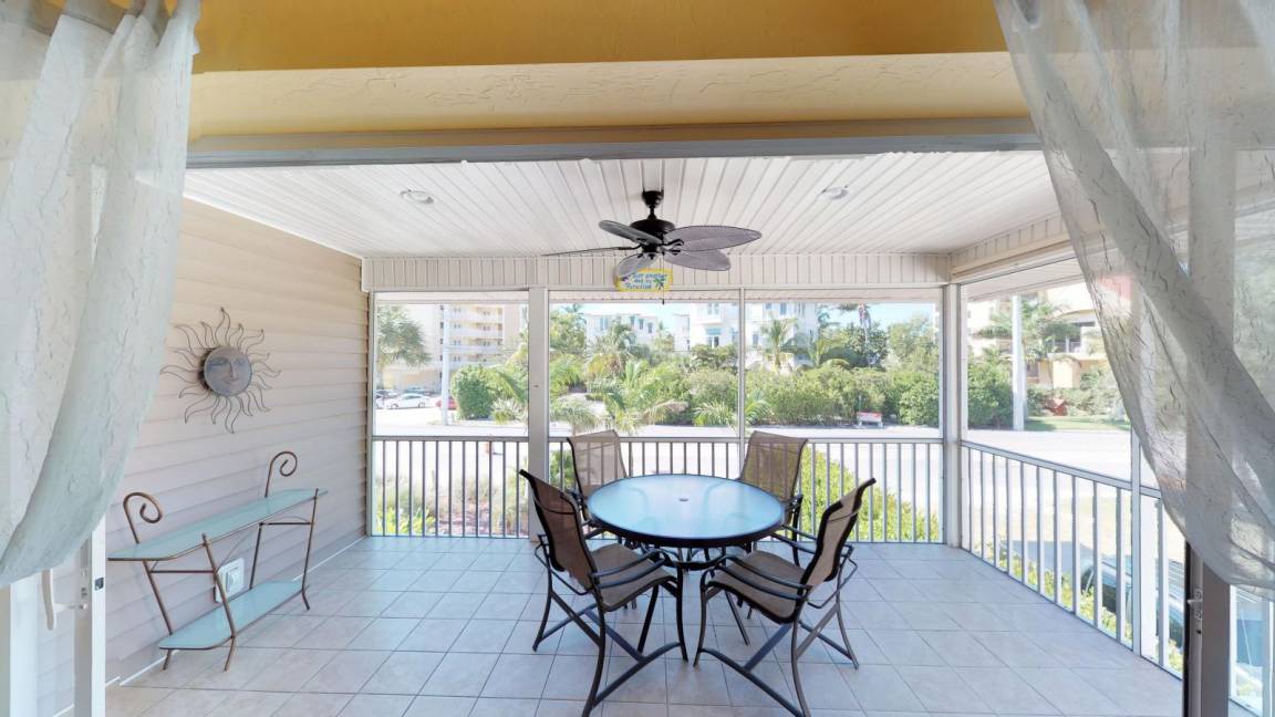 Photo of Patio Balcony in Mid Island