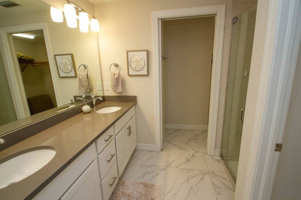 Photo of Bathroom in Naples