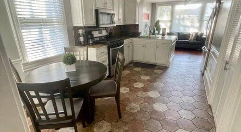 Photo of Kitchen in Five Points