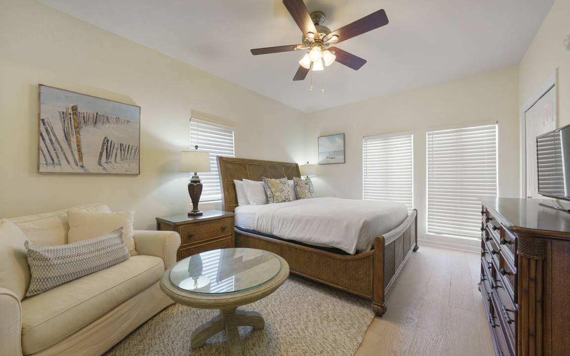 Photo of Bedroom in Dune Allen Beach