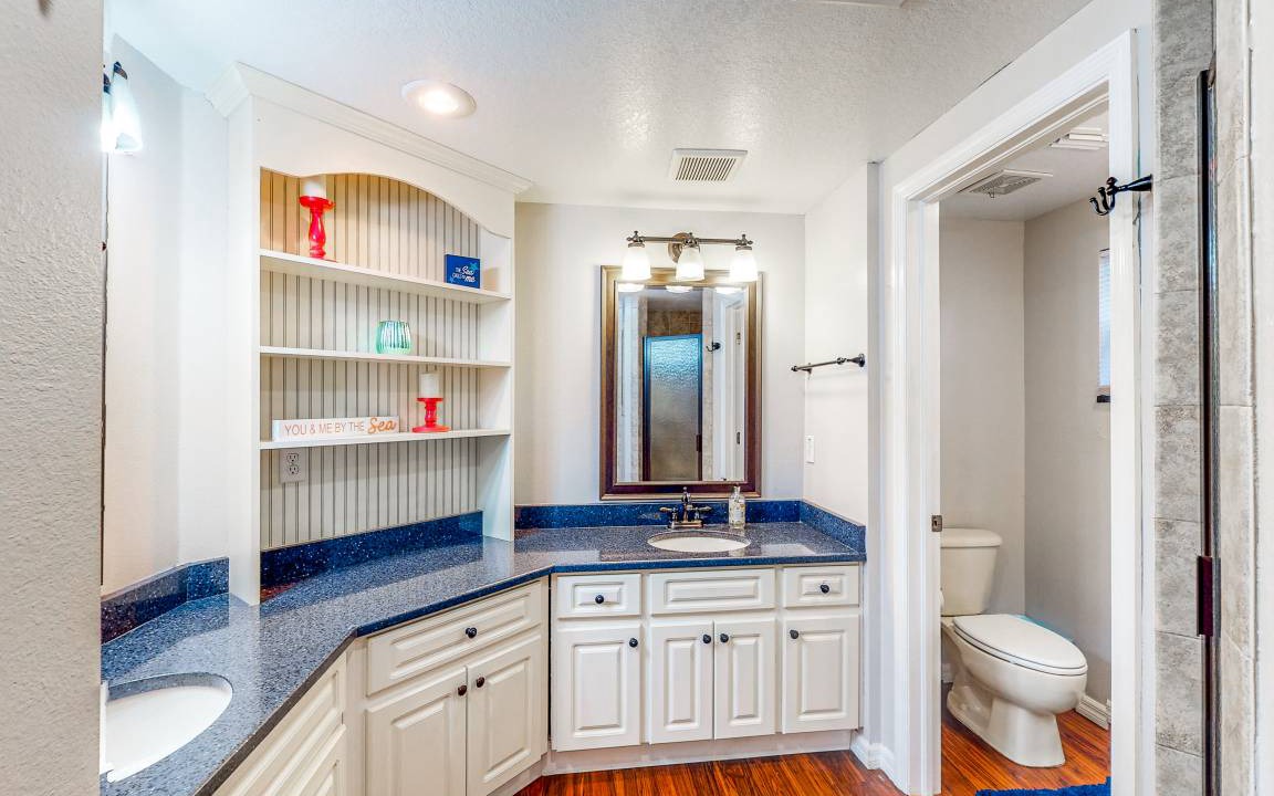 Photo of Bathroom in Plant City