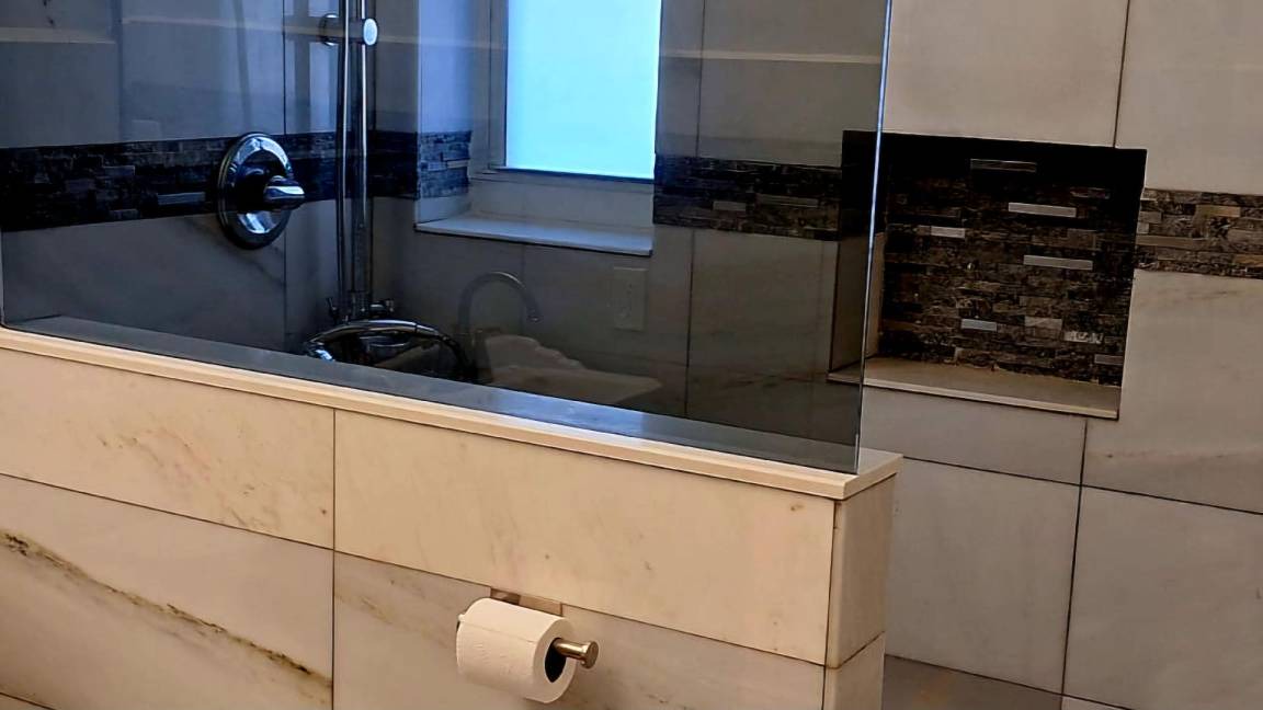 Photo of Bathroom in Cutler Bay
