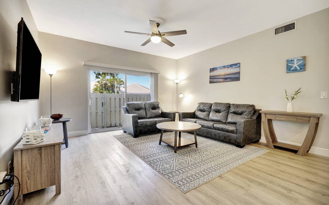 Photo of Livingroom in Bella Vista