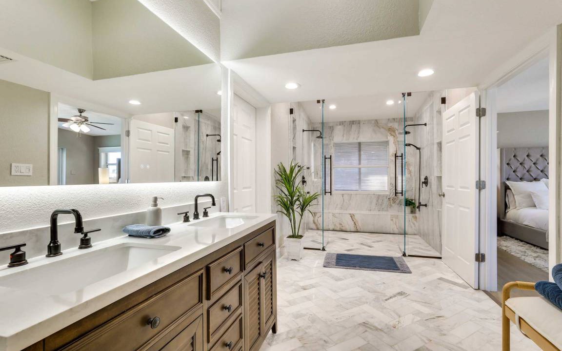 Photo of Bathroom in Causeway Isles
