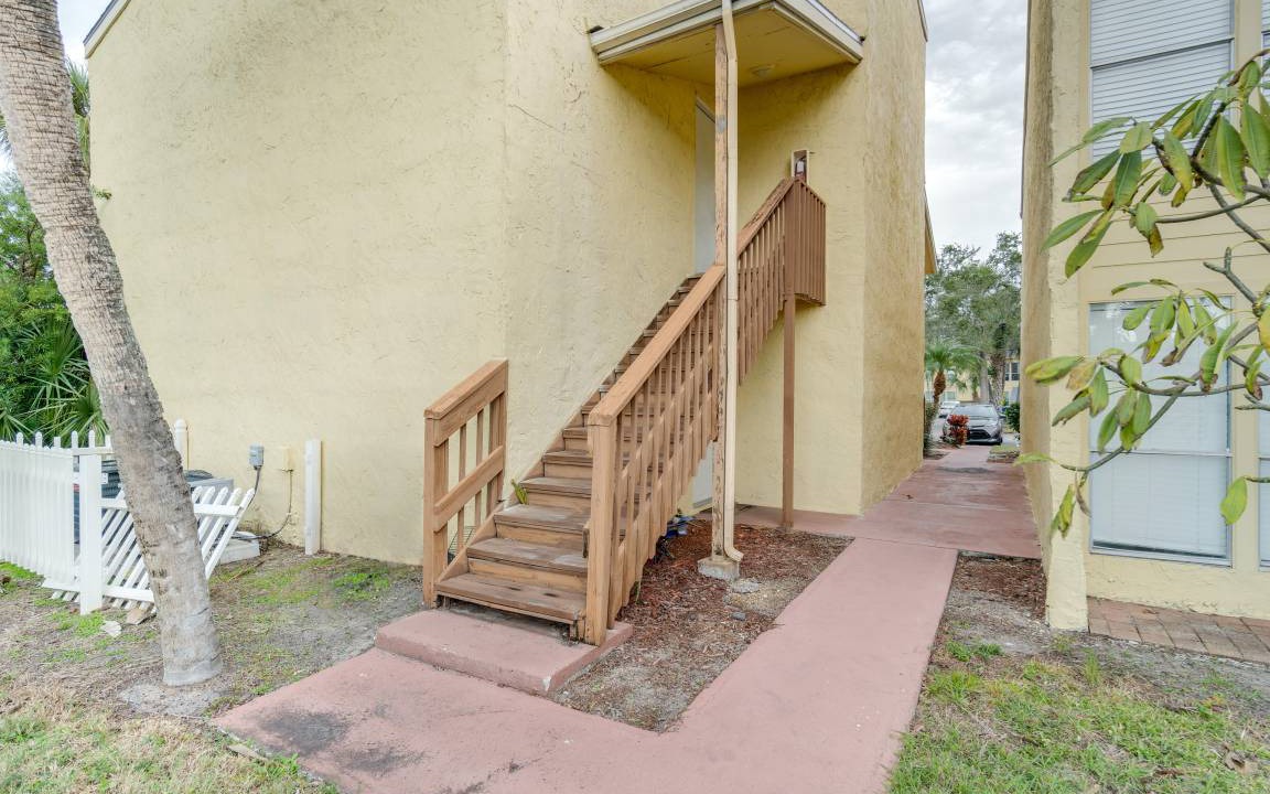 Photo of Buildings in Gulf Gate Estates