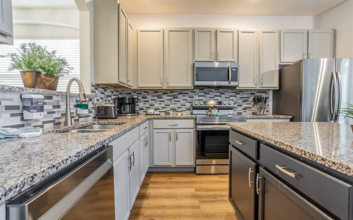 Photo of Kitchen in Watersong