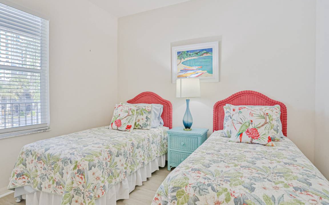 Photo of Bedroom in Vanderbilt Beach