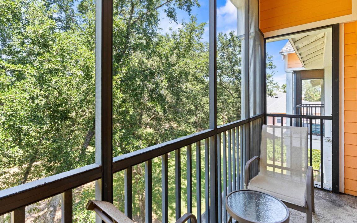 Photo of Patio Balcony in Bahama Bay
