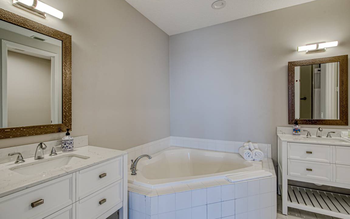 Photo of Bathroom in Highland Beach