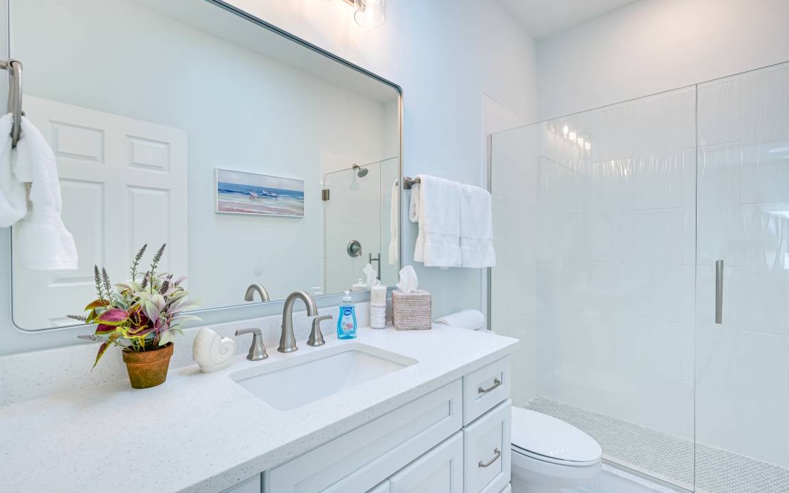 Photo of Bathroom in Hudson Beach Estates