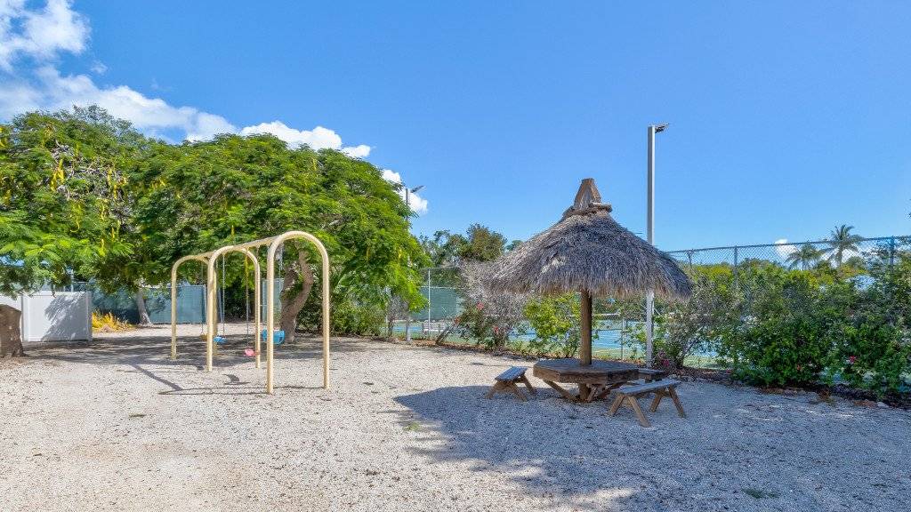 Photo of Others in Tavernier