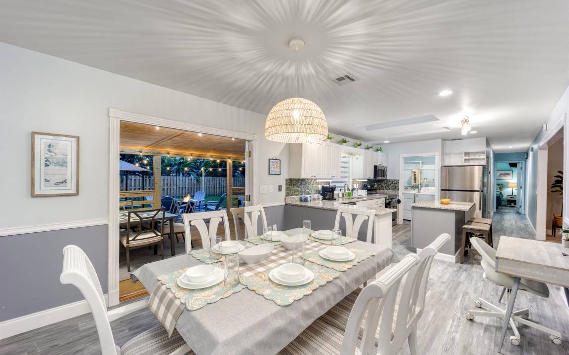Photo of Livingroom in North River Shores