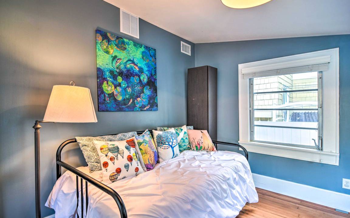 Photo of Bedroom in Historic Old Northeast