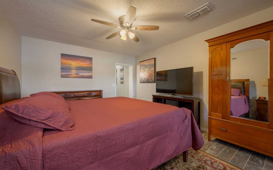 Photo of Bedroom in Winter Haven