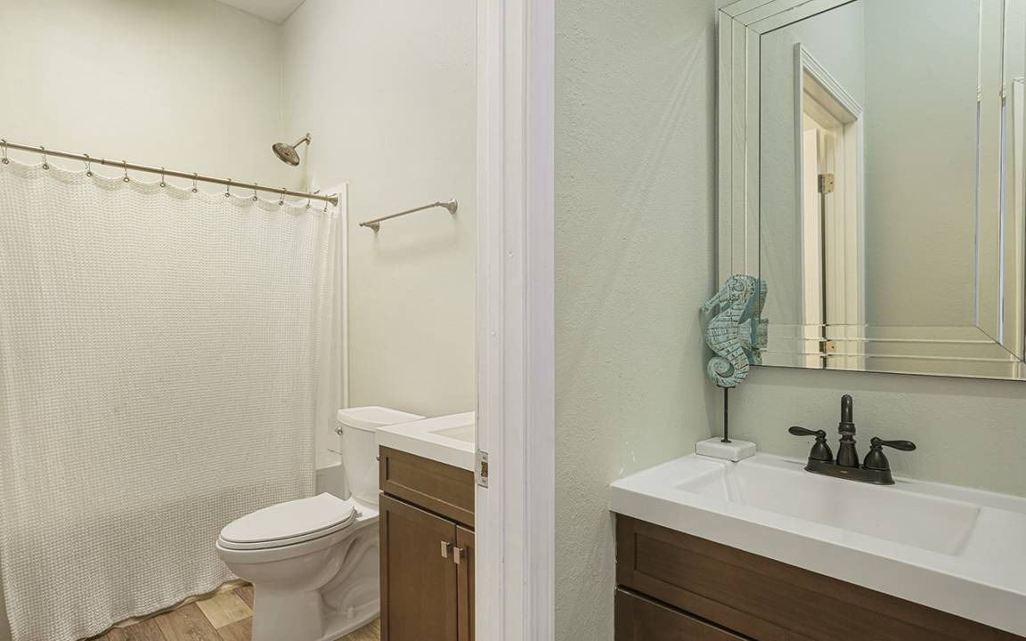Photo of Bathroom in Gulf Pines