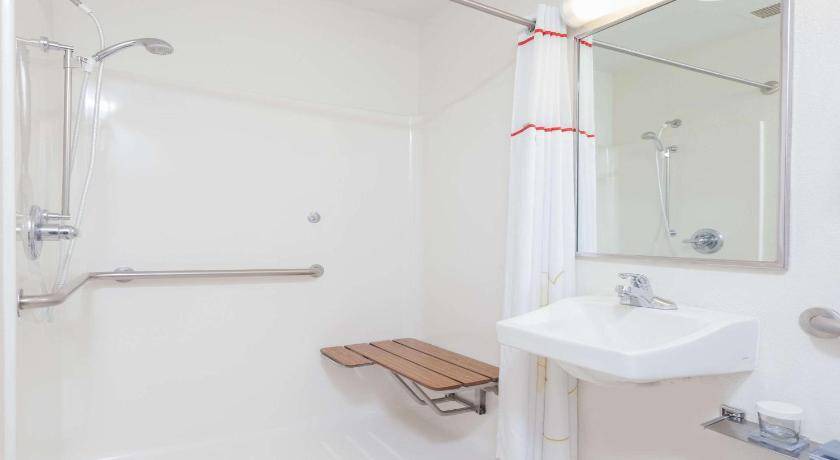 Photo of Bathroom in Altamonte Springs