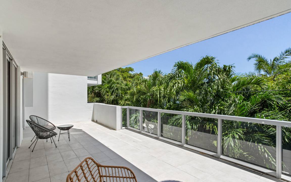 Photo of Patio Balcony in Bay Harbor Islands