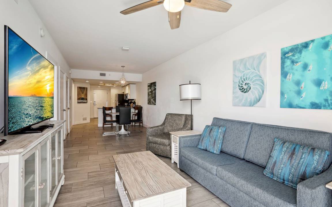 Photo of Livingroom in Treasure Island