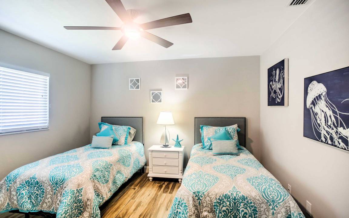 Photo of Bedroom in Naples Park
