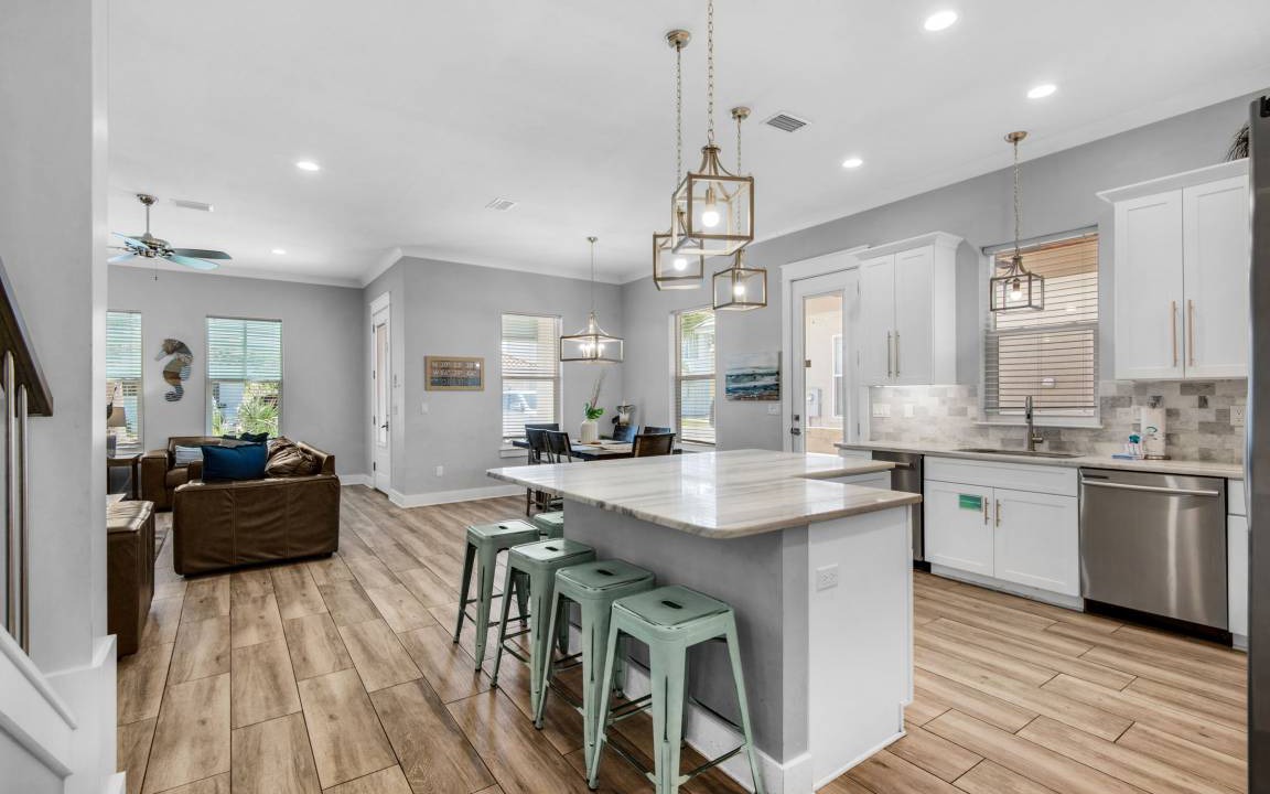 Photo of Kitchen in Emerald Waters Village
