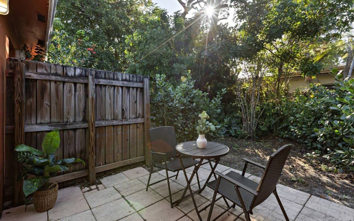 Photo of Patio Balcony in Lake Ridge