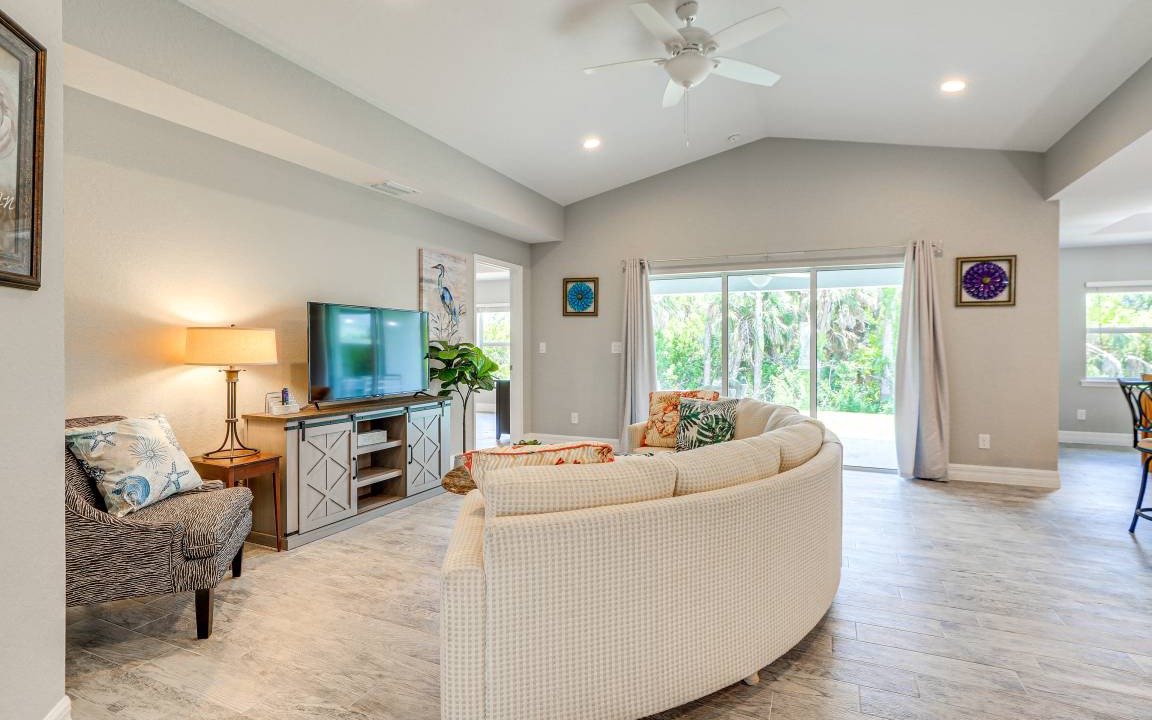 Photo of Livingroom in Rotonda Heights