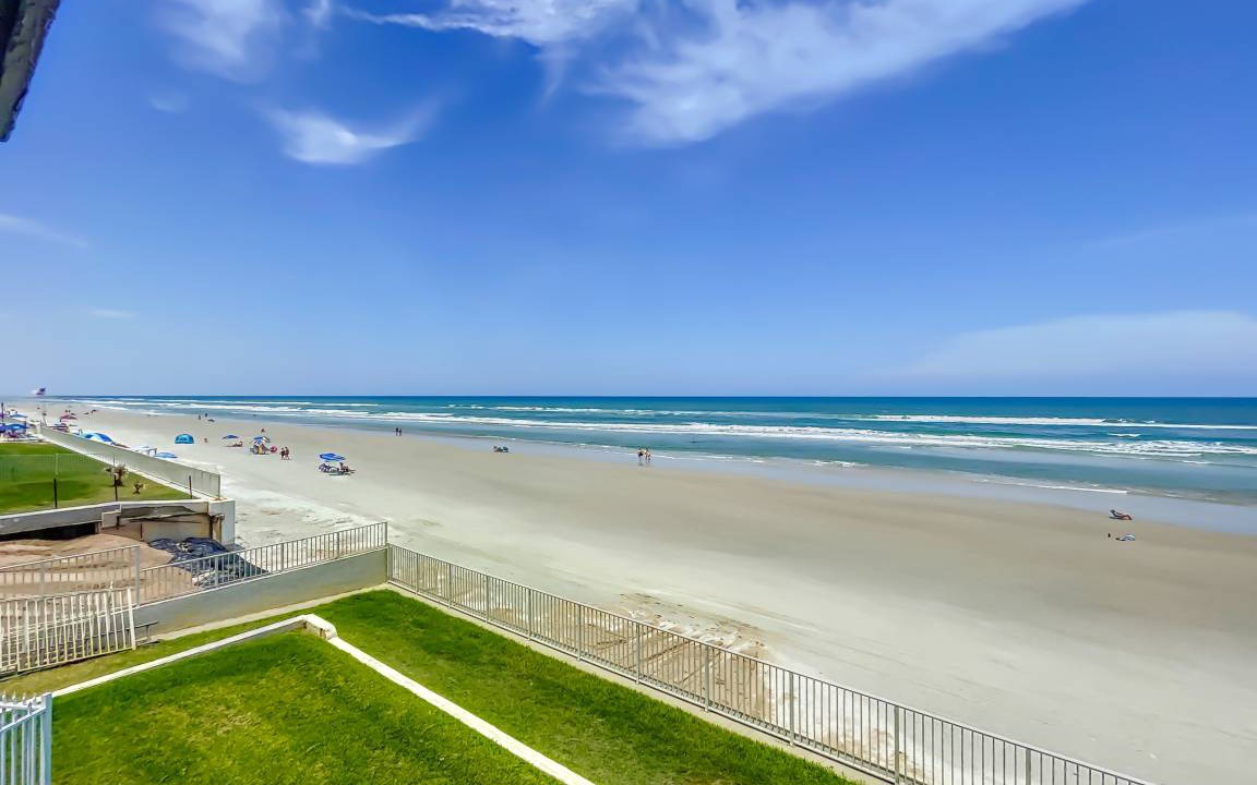 Photo of Patio Balcony in New Smyrna Beach