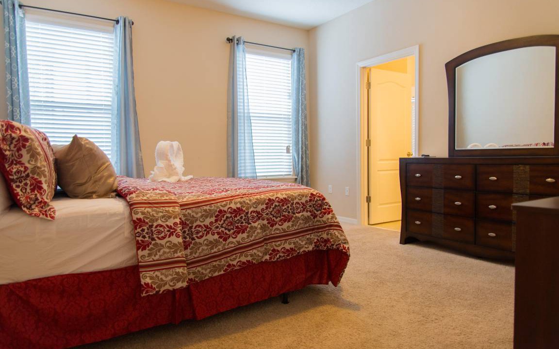 Photo of Bedroom in Trafalgar Village