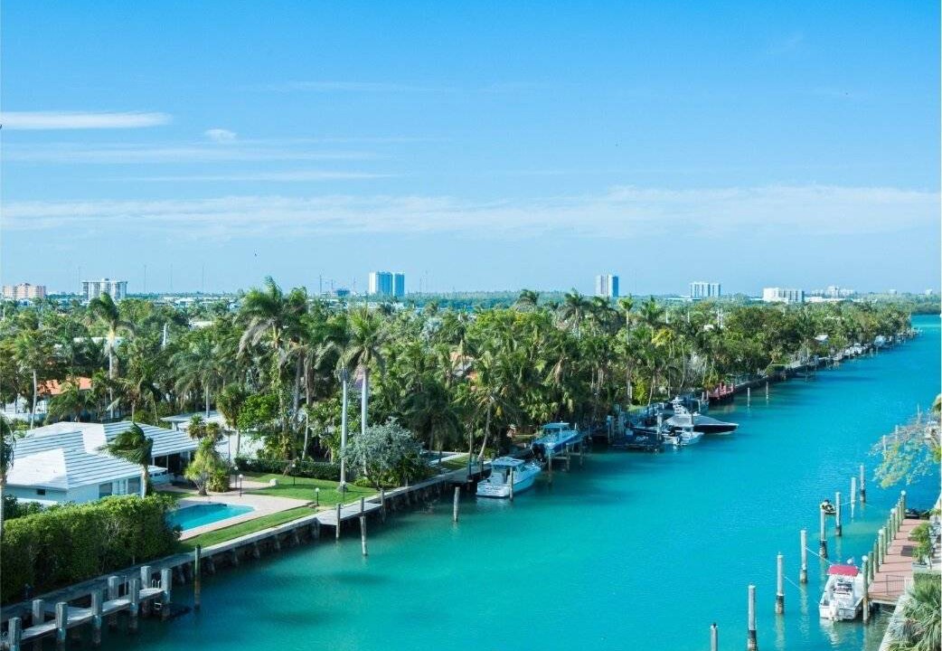 Photo of Others in Bay Harbor Islands