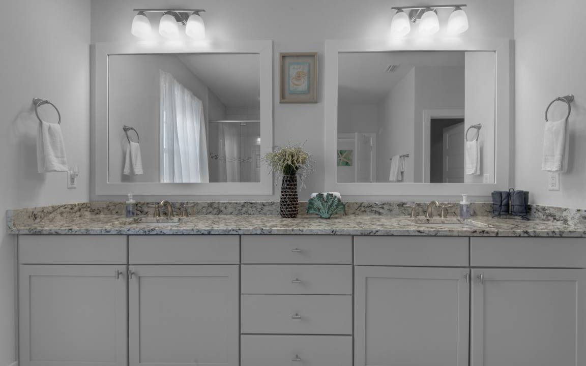 Photo of Bathroom in Navarre Beach