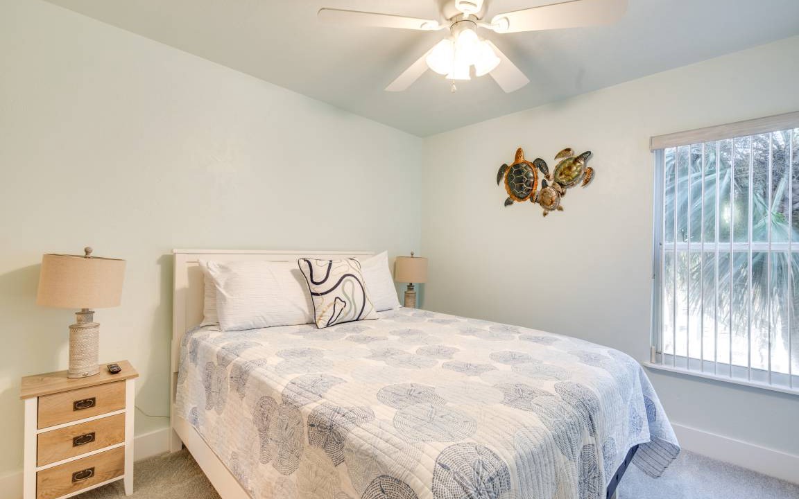 Photo of Bedroom in Cedar Key