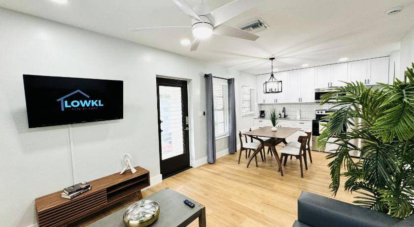 Photo of Livingroom in Lake Ridge