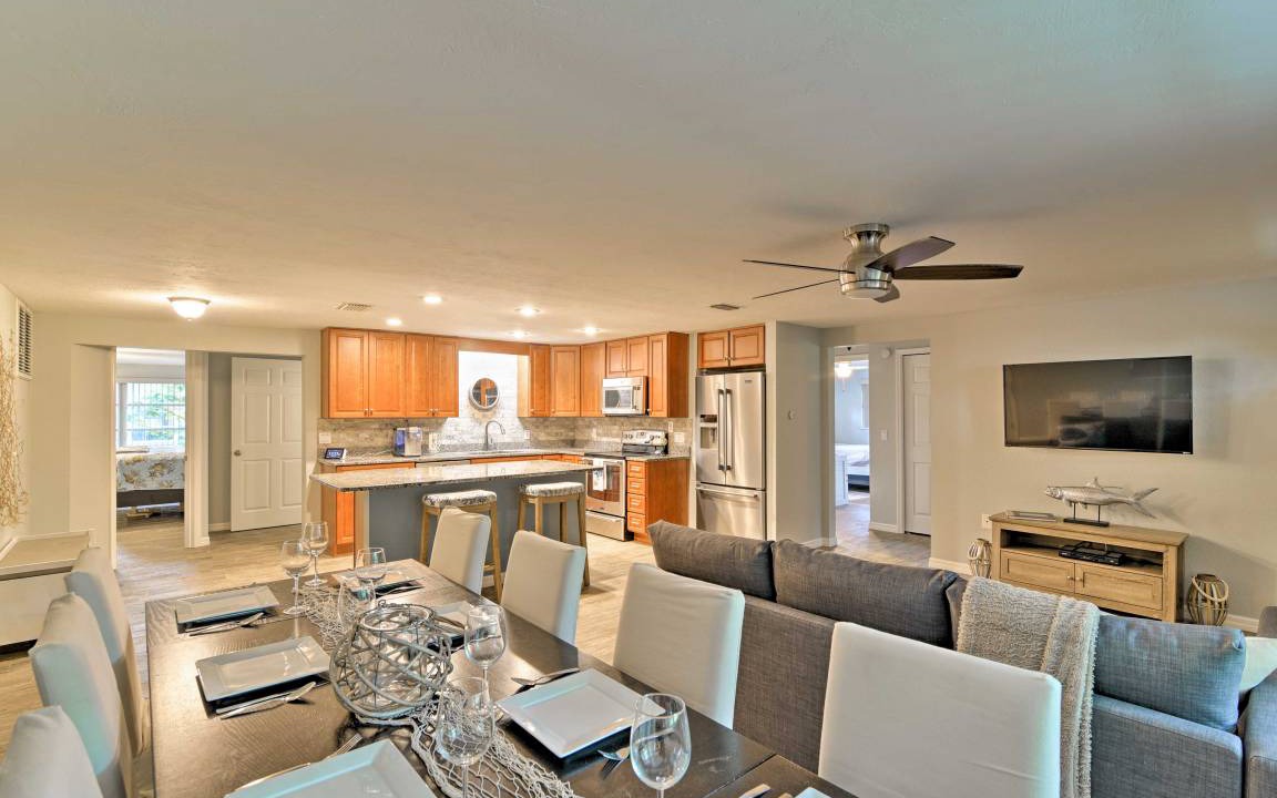 Photo of Kitchen in Yankeetown