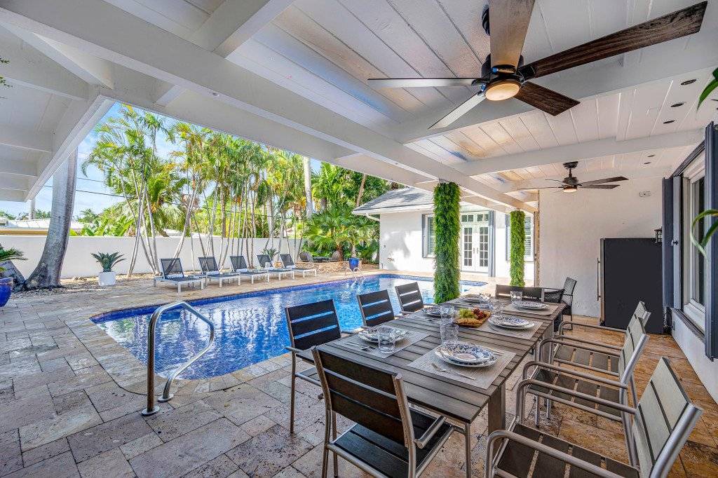 Photo of Patio Balcony in Harbor Beach