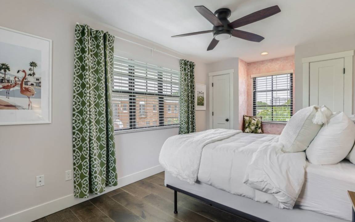 Photo of Bedroom in Flamingo Parks