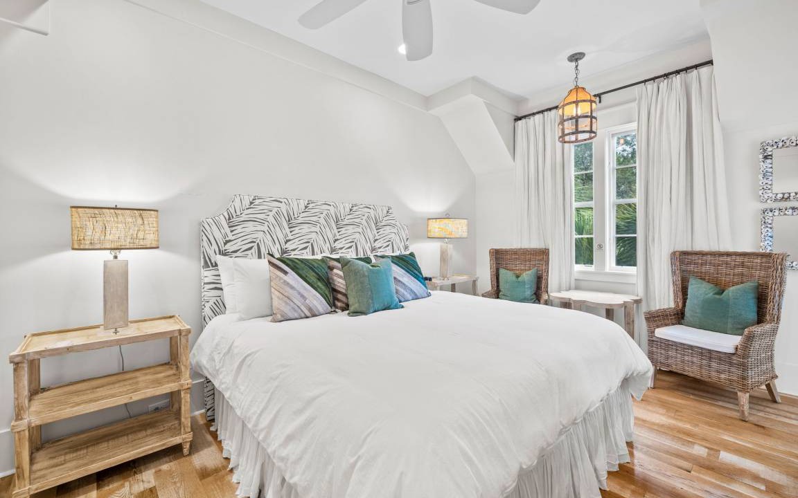 Photo of Bedroom in Gulf District