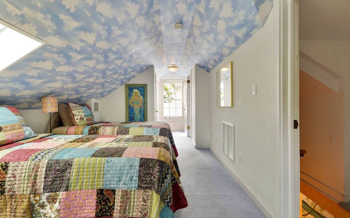 Photo of Bedroom in Historic Seaport