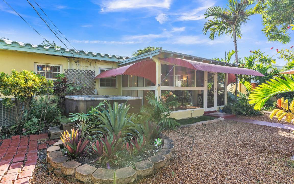 Photo of Others in Poinsettia Heights