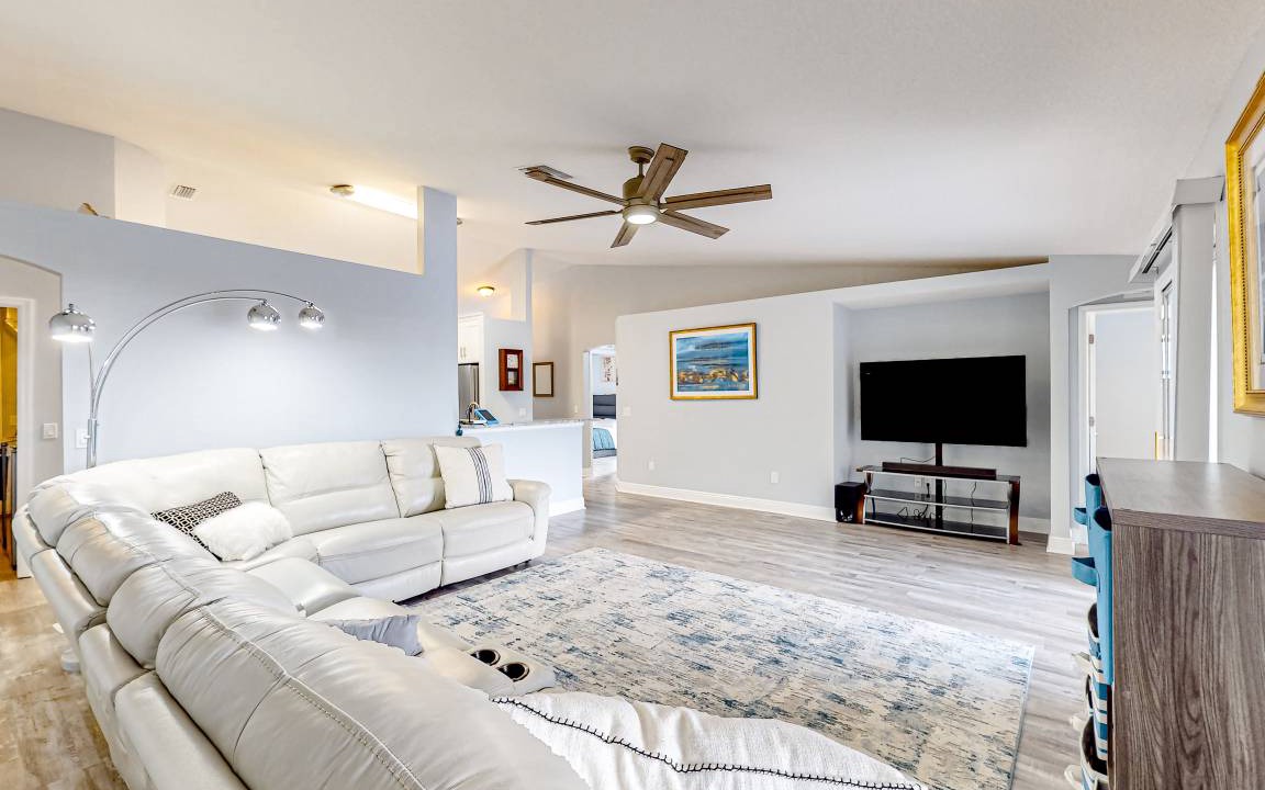 Photo of Livingroom in Summerfield
