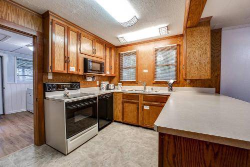 Photo of Kitchen in Lakeside