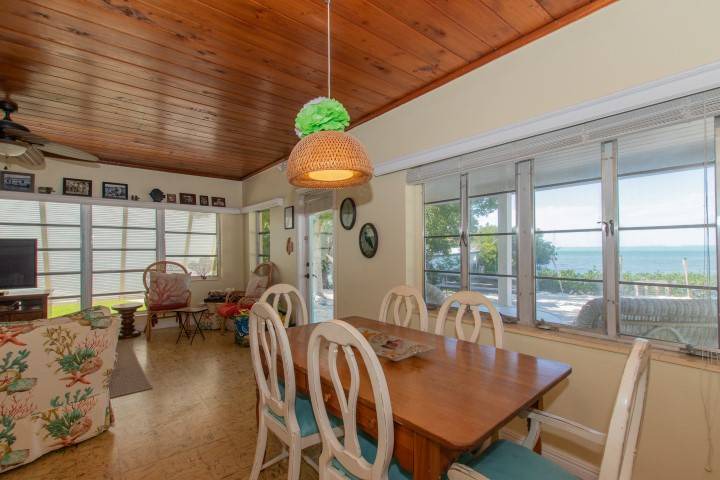 Photo of Livingroom in Islamorada