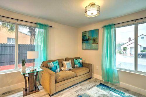 Photo of Livingroom in Riviera Beach
