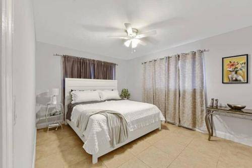 Photo of Bedroom in Highland Garden