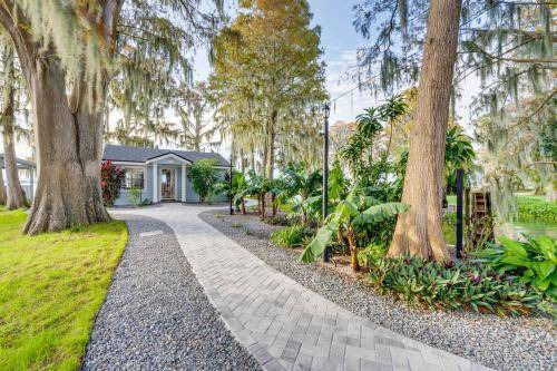 Photo of Others in Cypress Gardens