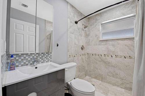 Photo of Bathroom in Davie