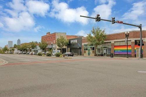 Photo of Others in Springfield