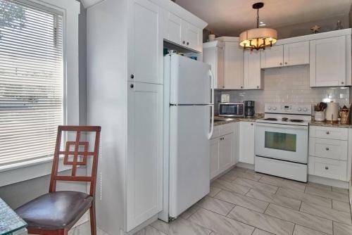 Photo of Kitchen in Oakford Park