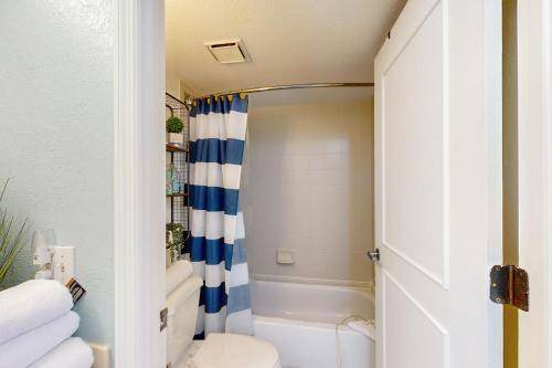 Photo of Bathroom in Ortona Park