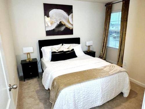 Photo of Bedroom in OakLeaf Plantation